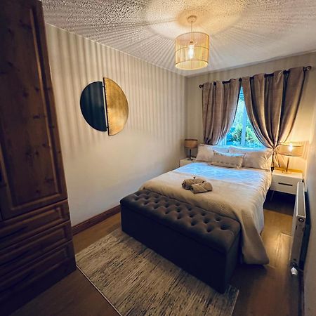 קורק Fernway Residence Entire Property מראה חיצוני תמונה