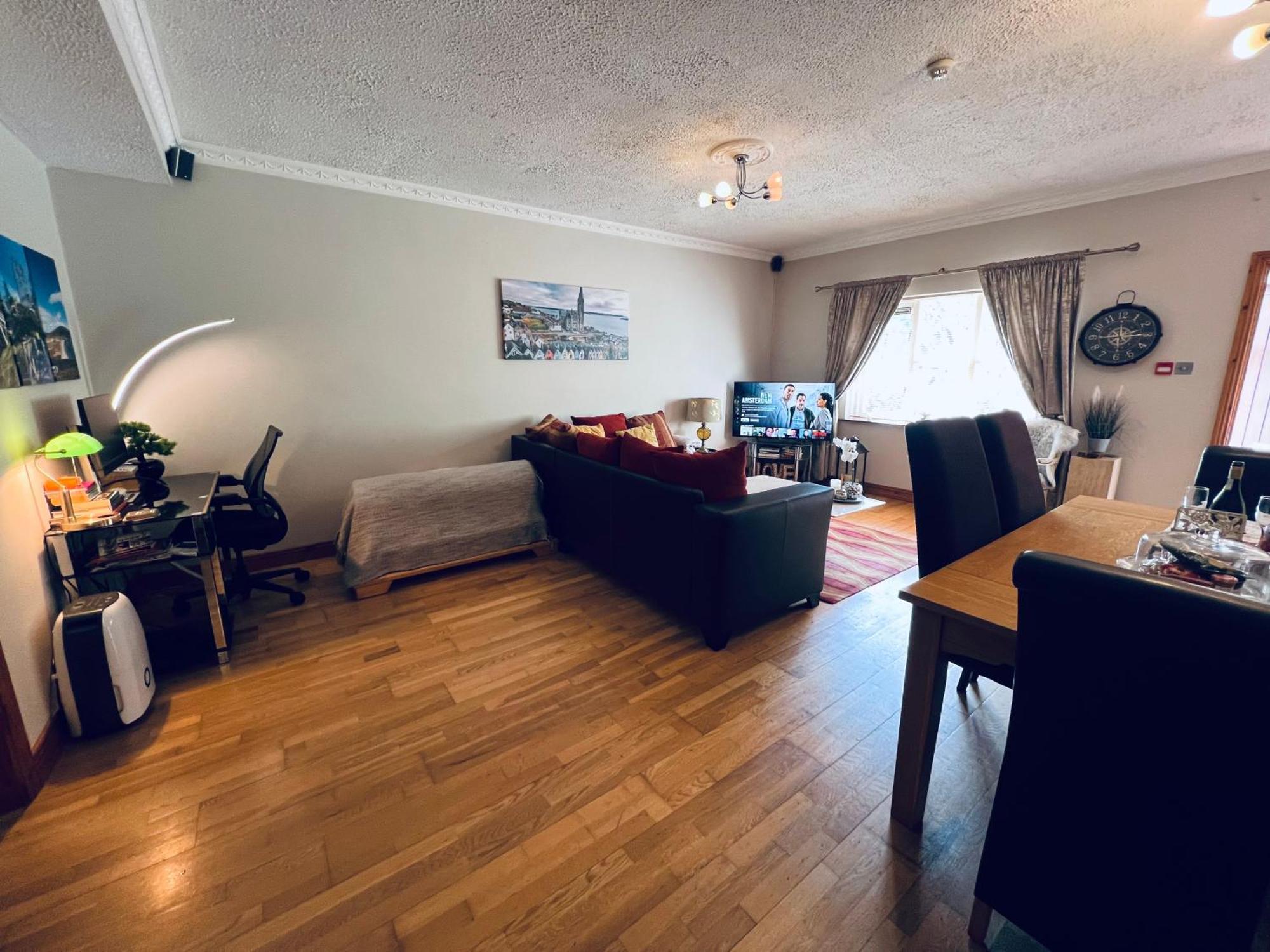 קורק Fernway Residence Entire Property מראה חיצוני תמונה